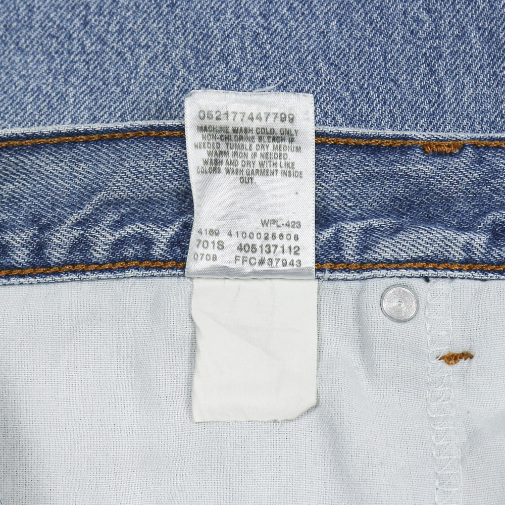 2000s Levi's 517 Bootcut Denim Jeans Size 38