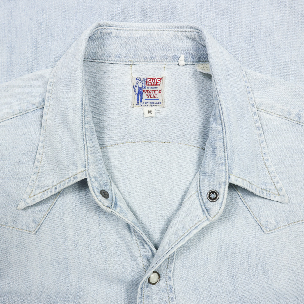 2012 Levi's Vintage Clothing Light Blue Western Shirt Size M