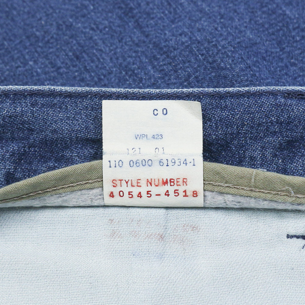 2000s Dockers Pleated Denim Trousers Size 33