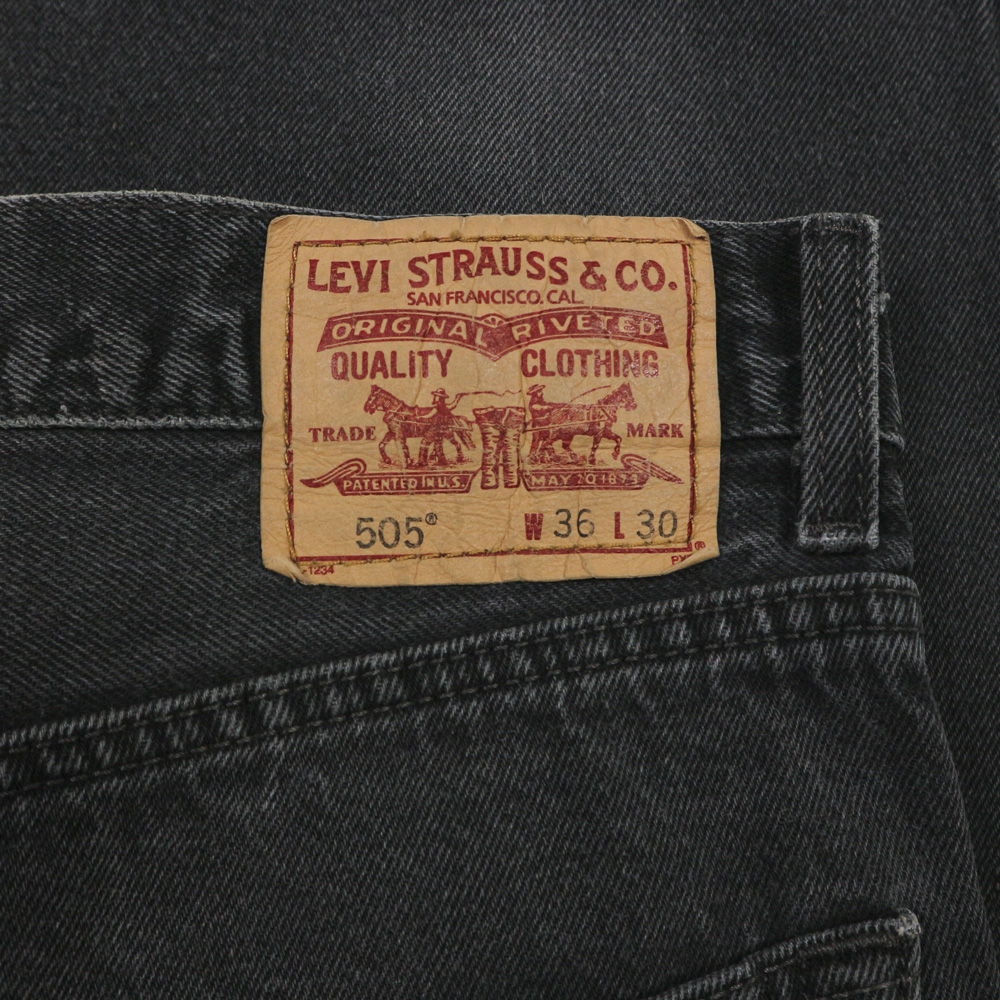 2000s Levi's 505 Black Denim Jeans Size 36