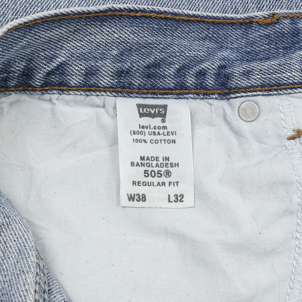 2000s Levi's 505 Denim Jeans Size 38