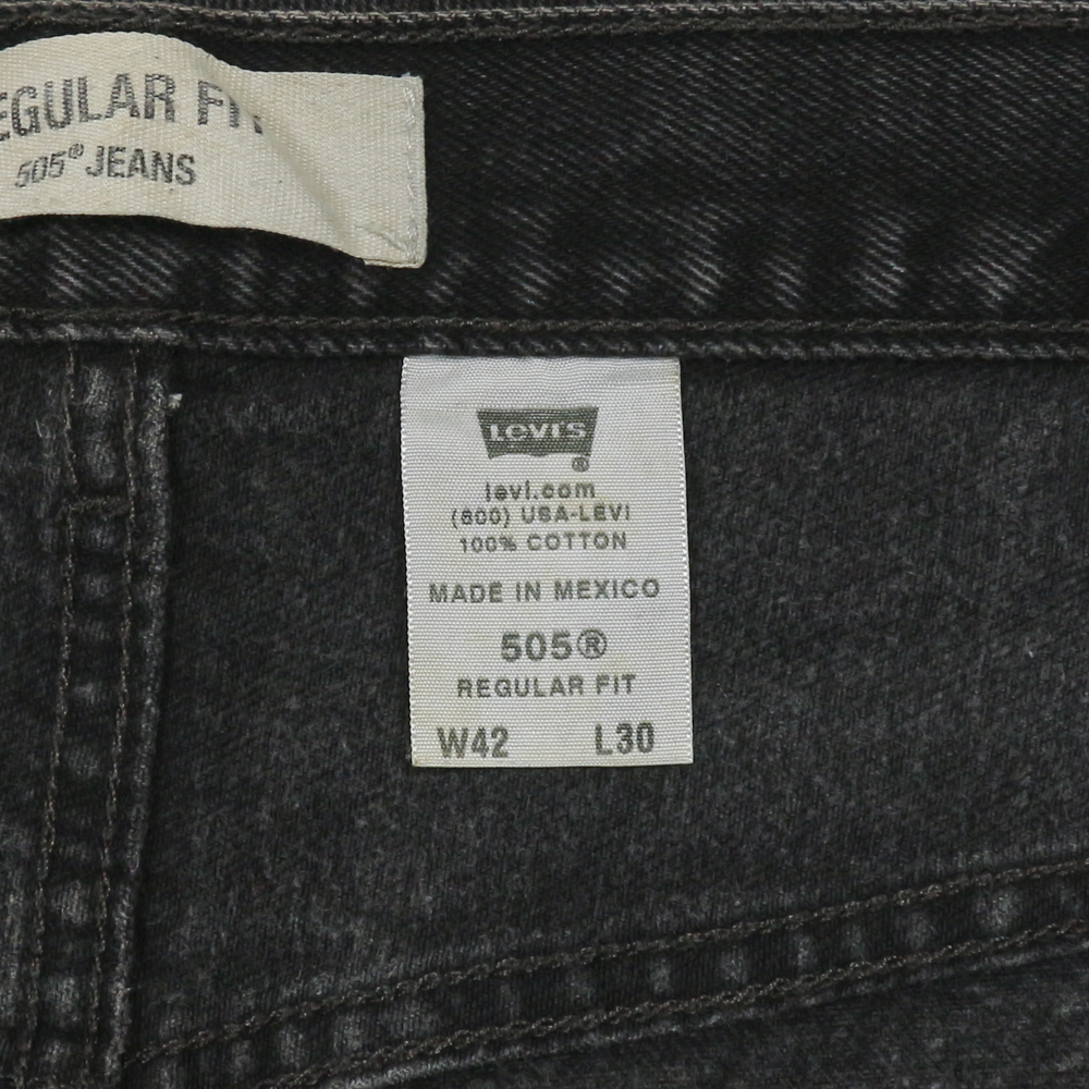 2000s Levi's 505 Black Denim Jeans Size 40