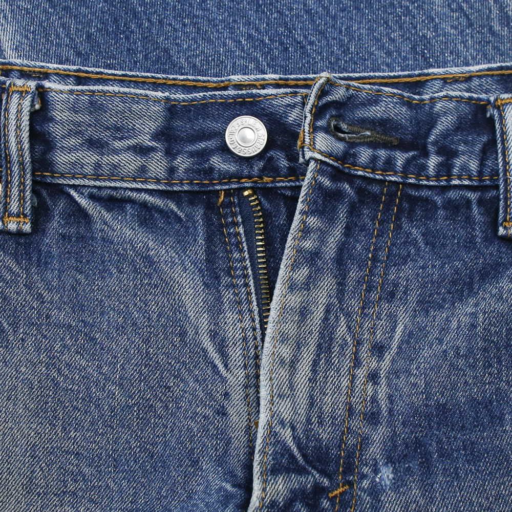 2010s Levi's 517 Denim Bootcut Jeans Size 32