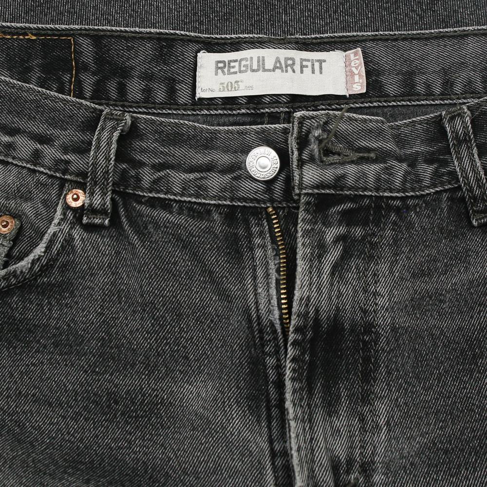 2000s Levi's 505 Faded Black Denim Jeans Size 33
