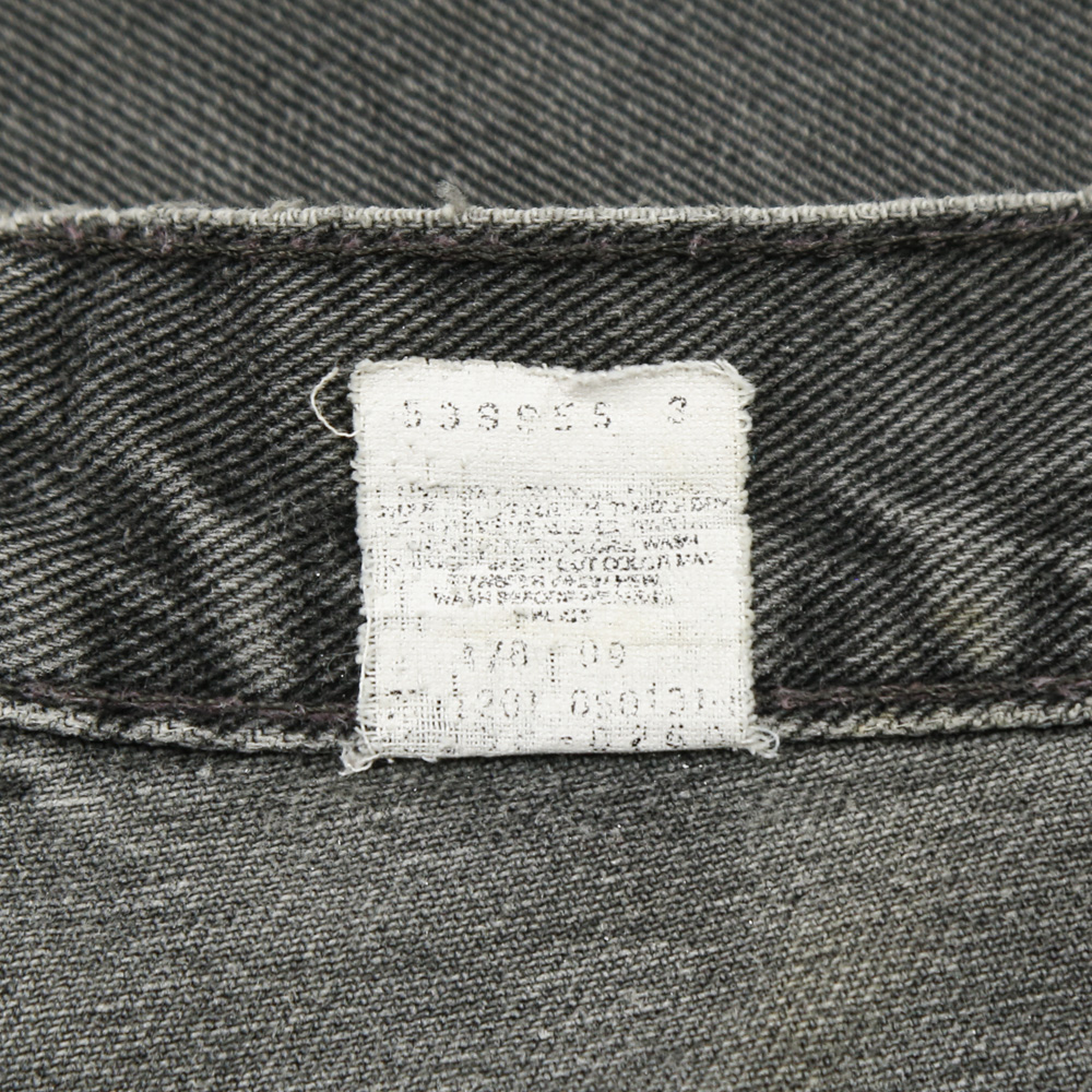 2000s Levi's 550 Faded Black Denim Jeans Size 40