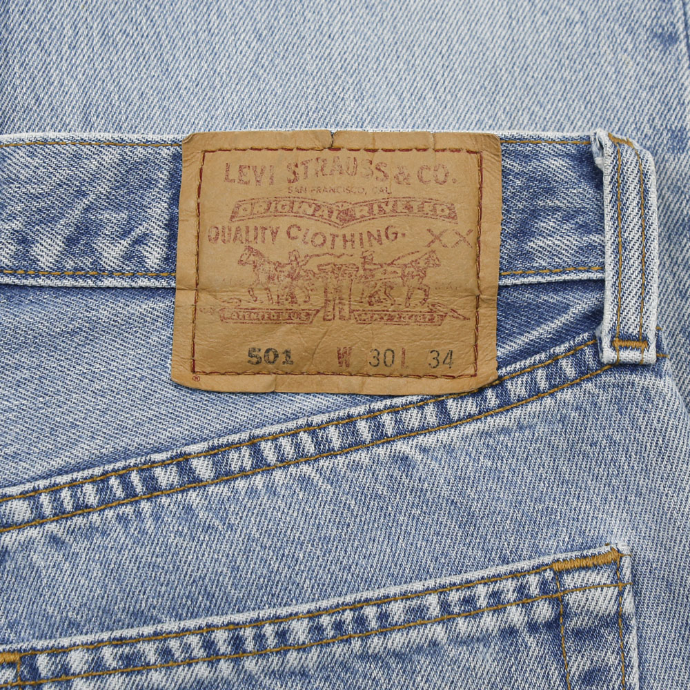 90s Levi's 501 Canada Made Denim Jeans Size 29