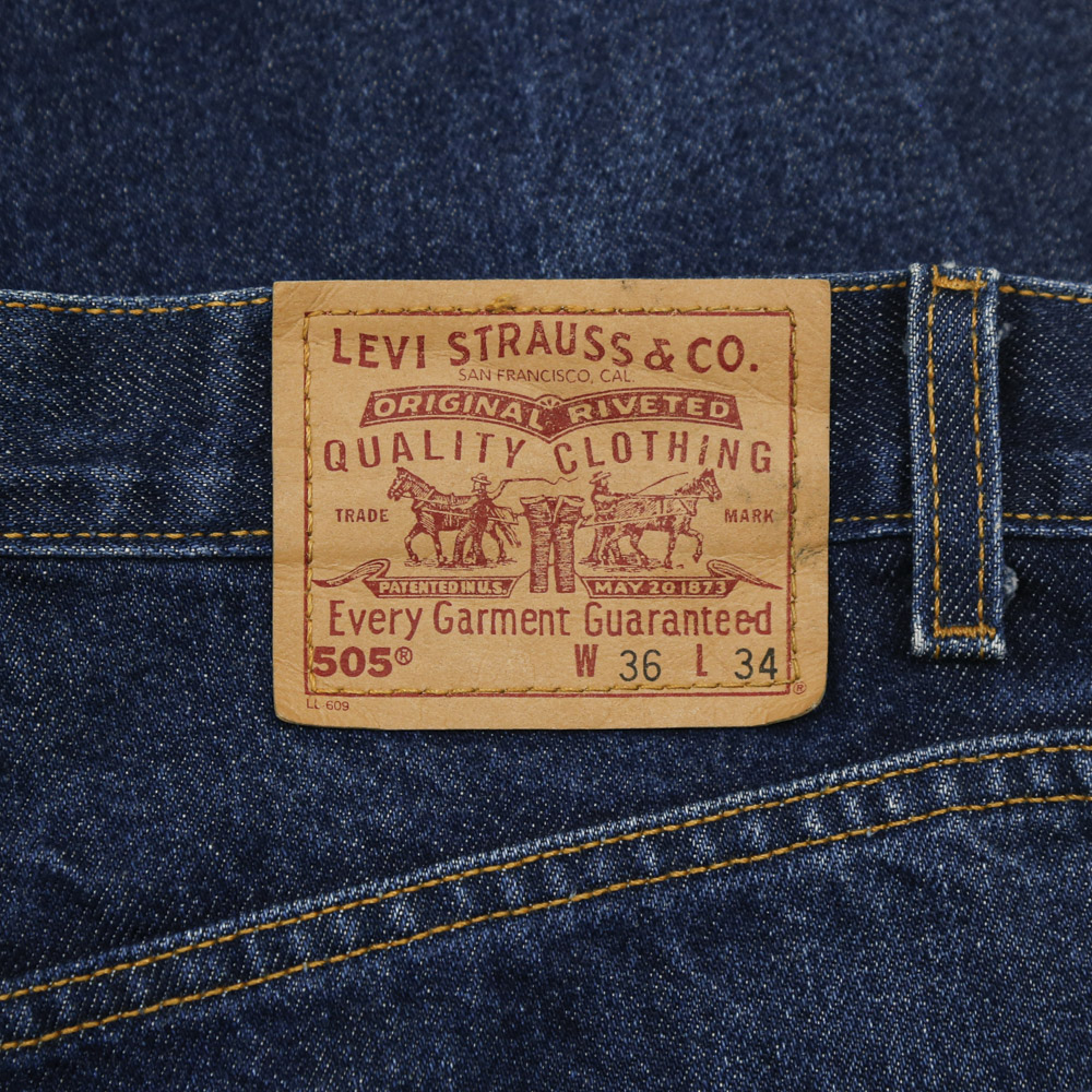 2000s Levi's 505 Denim Jeans Size 35
