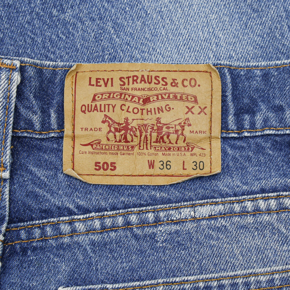 90s Levi's 505 Made in USA Denim Jeans Size 35