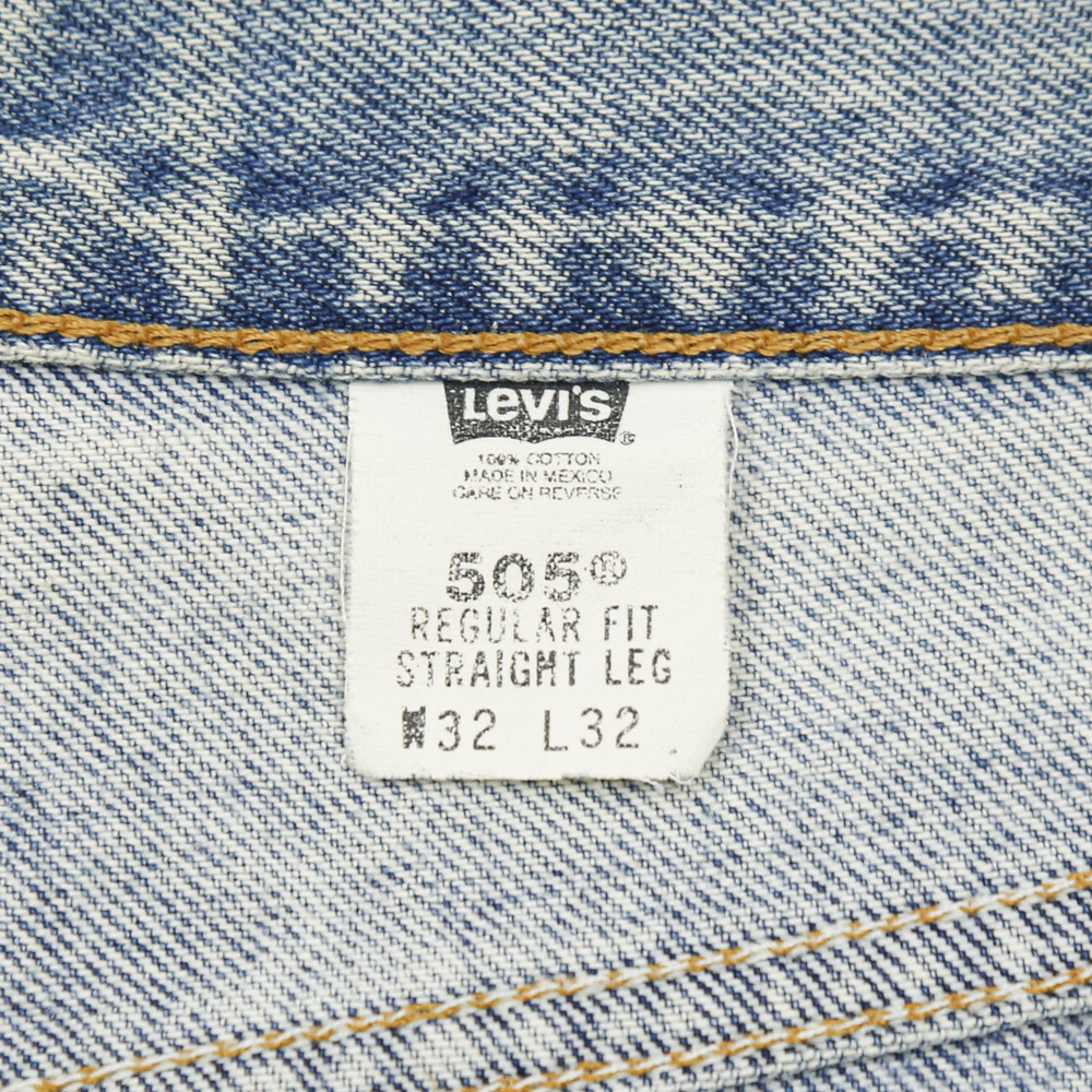 2000s Levi's 505 Denim Jeans Size 32