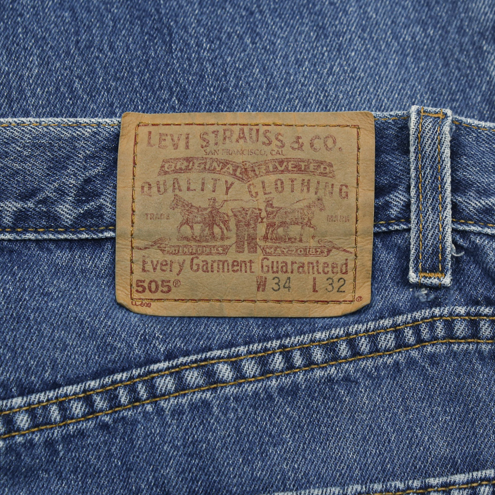 00s Levi's 505 Made in USA Denim Jeans Size 33