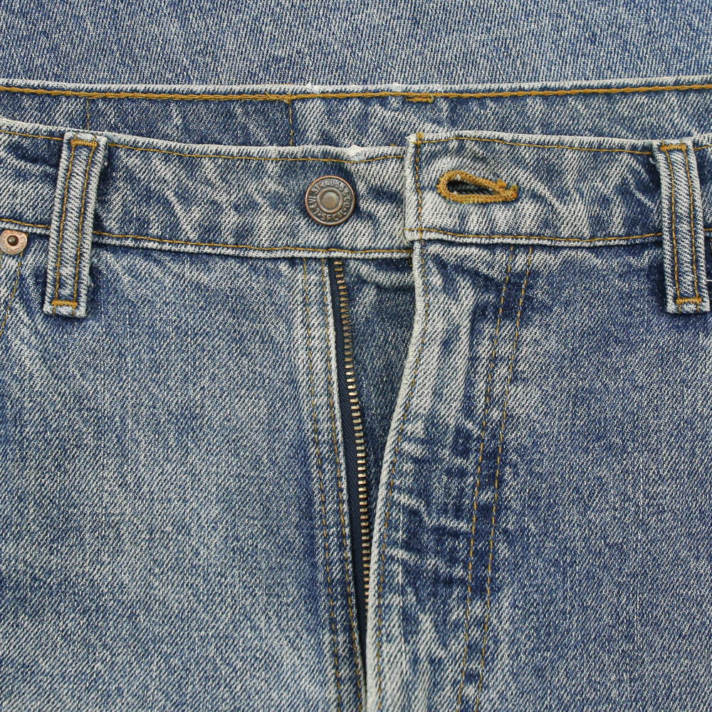 90s Levi's 550 Canada Made Denim Jeans Size 36