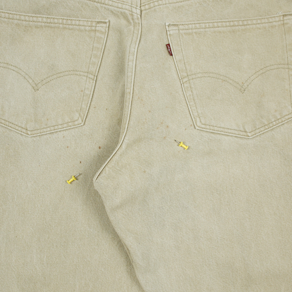 90s Levi's 550 USA Sand Denim Jeans Size 37