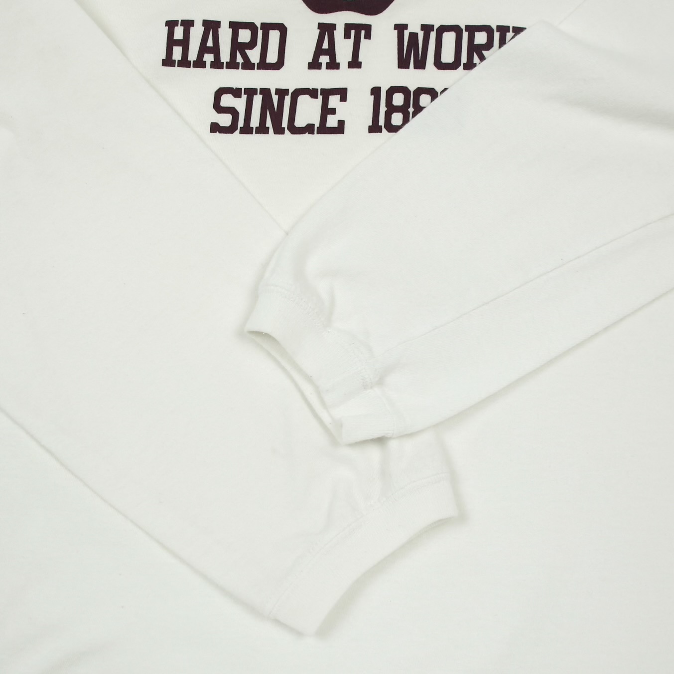 Carhartt Long-sleeve Graphic T-Shirt Size L