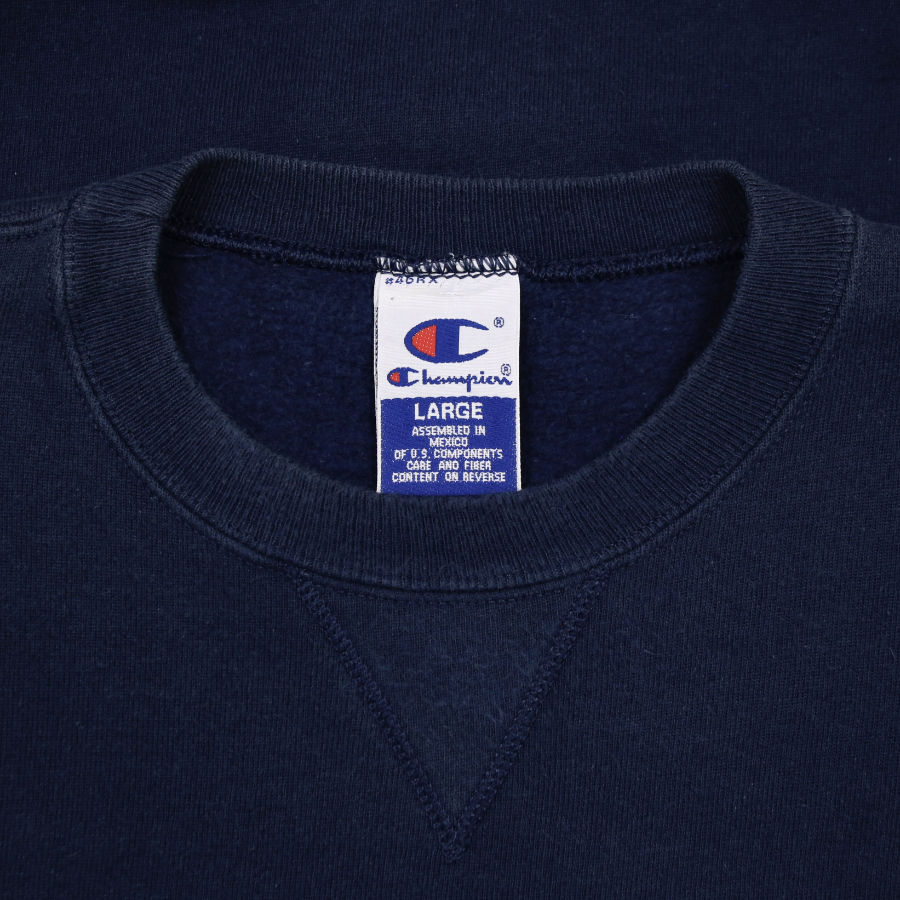 Late 90s 2000s Champion Navy Sweatshirt Size L