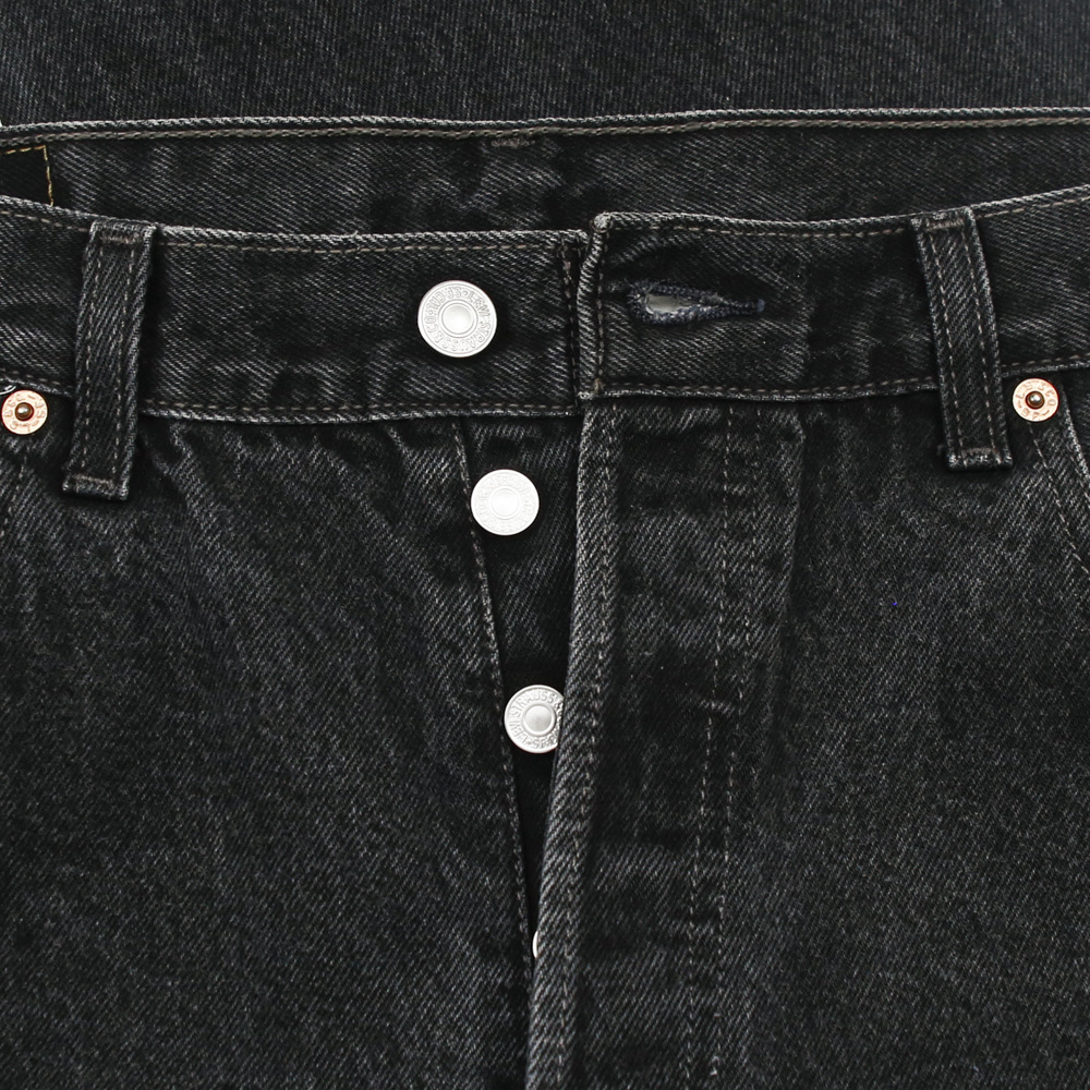 2000s Levi's 501 Black Denim Jeans Size 33