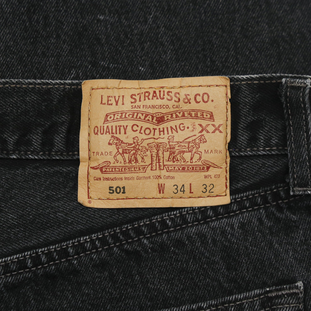 2000s Levi's 501 Black Denim Jeans Size 33