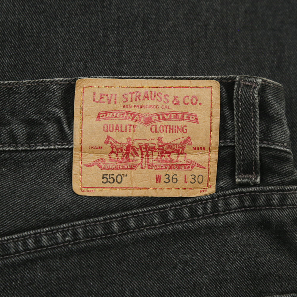 2000s Levi's 550 USA Black Denim Jeans Size 36