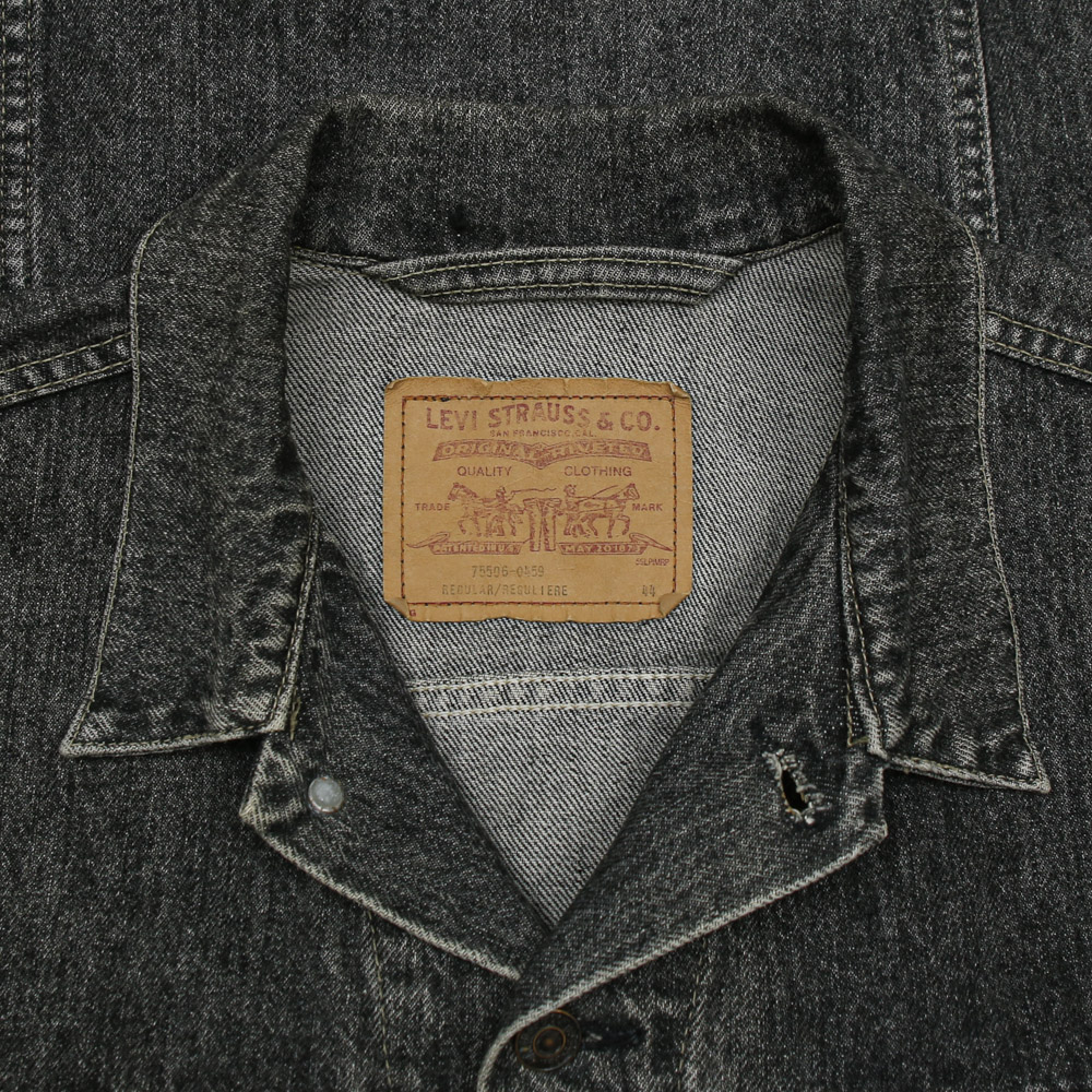 90s Levi's Black Denim Jacket ‘Kashtin’ Band Size [44] XL
