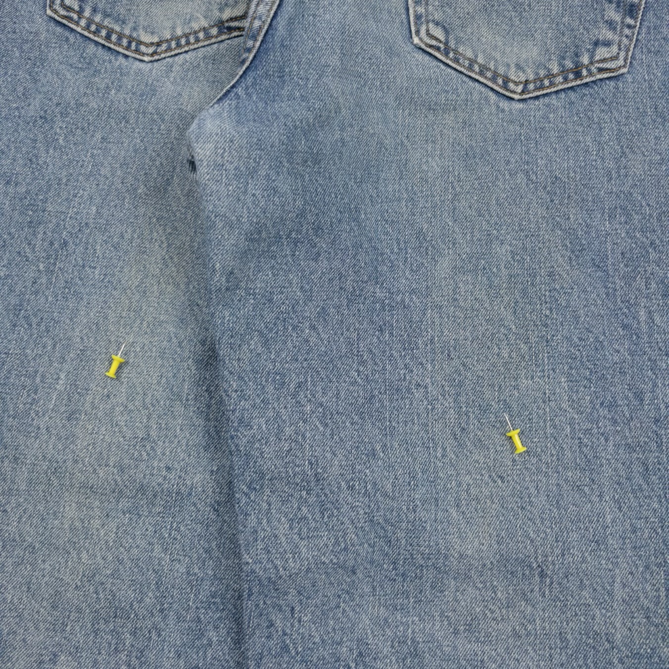 90s Levi's 550 Canada Made Denim Jeans Size 36