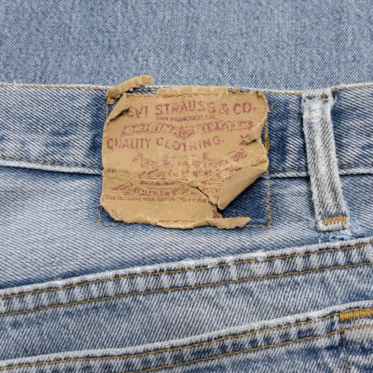 90s Levi's 501 Made in USA Denim Jeans Size 37