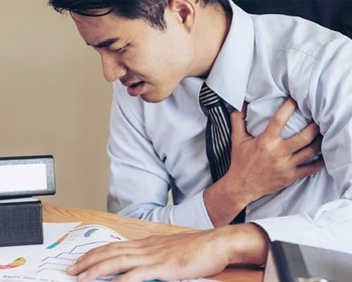 Dấu hiệu bệnh tim ở người trẻ tuổi dễ bị bỏ qua nhất