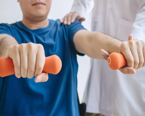 Người bị tai biến nhẹ nên làm gì để hồi phục tốt hơn?