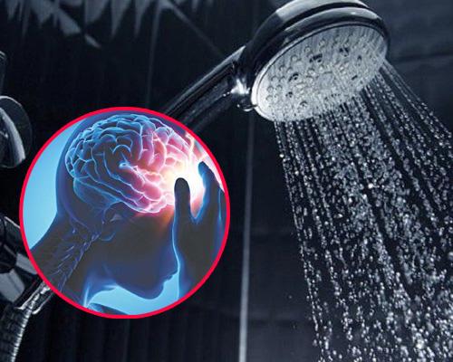 Tắm đêm có gây đột quỵ không?