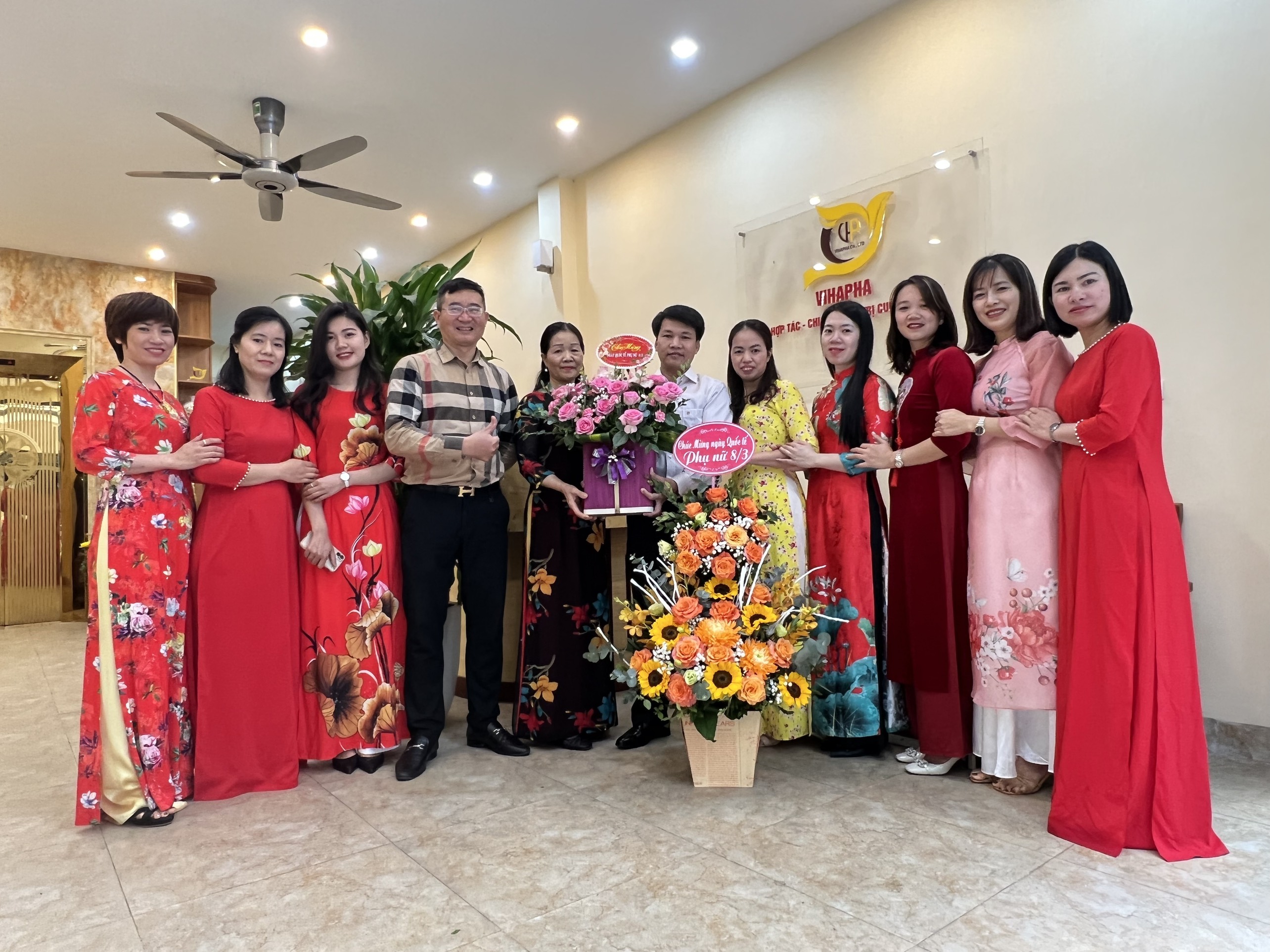 DƯỢC PHẨM VIHAPHA TỔ CHỨC MỪNG NGÀY QUỐC TẾ PHỤ NỮ 08/3 🎉