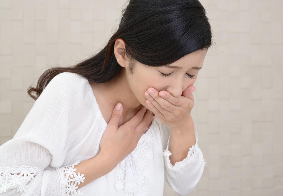 Buồn nôn nôn ói về đêm