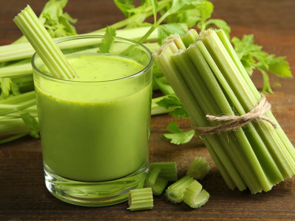 Nước ép cần tây