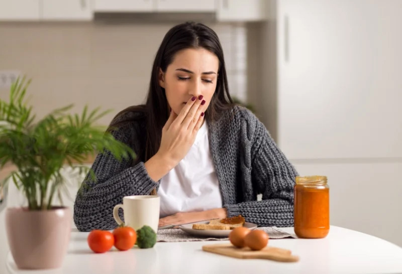 Ợ hơ, ợ chua do ăn uống và lối sống
