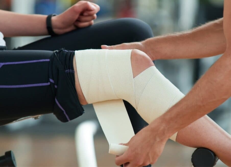 Băng ép xử lý khi căng cơ bắp chân