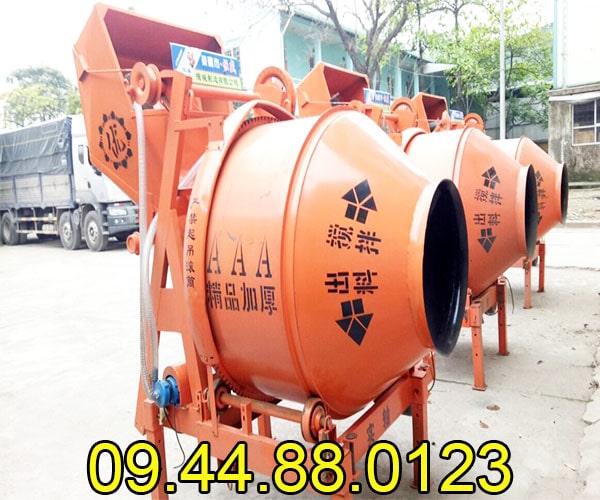 Những lợi ích của việc sử dụng máy trộn bê tông kiểu nghiêng đổ