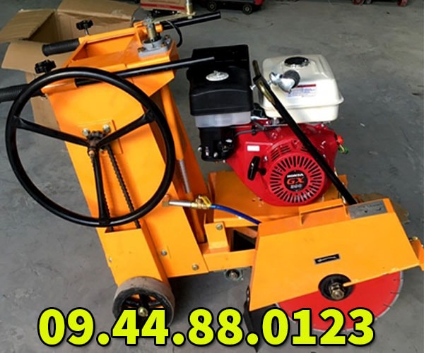 Tìm hiểu về máy cắt bê tông KC20 lắp động cơ Honda GX390