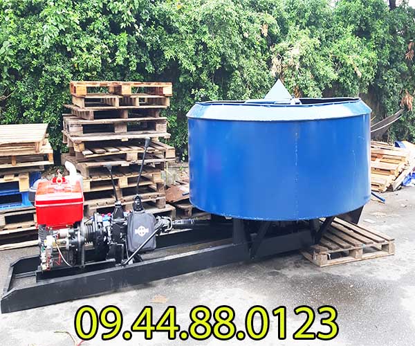 Máy trộn bê tông chạy dầu giá rẻ chất lượng tốt