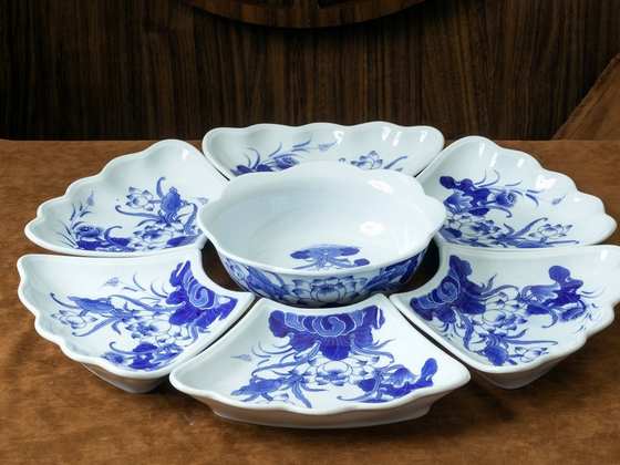 Bộ bát đĩa thờ