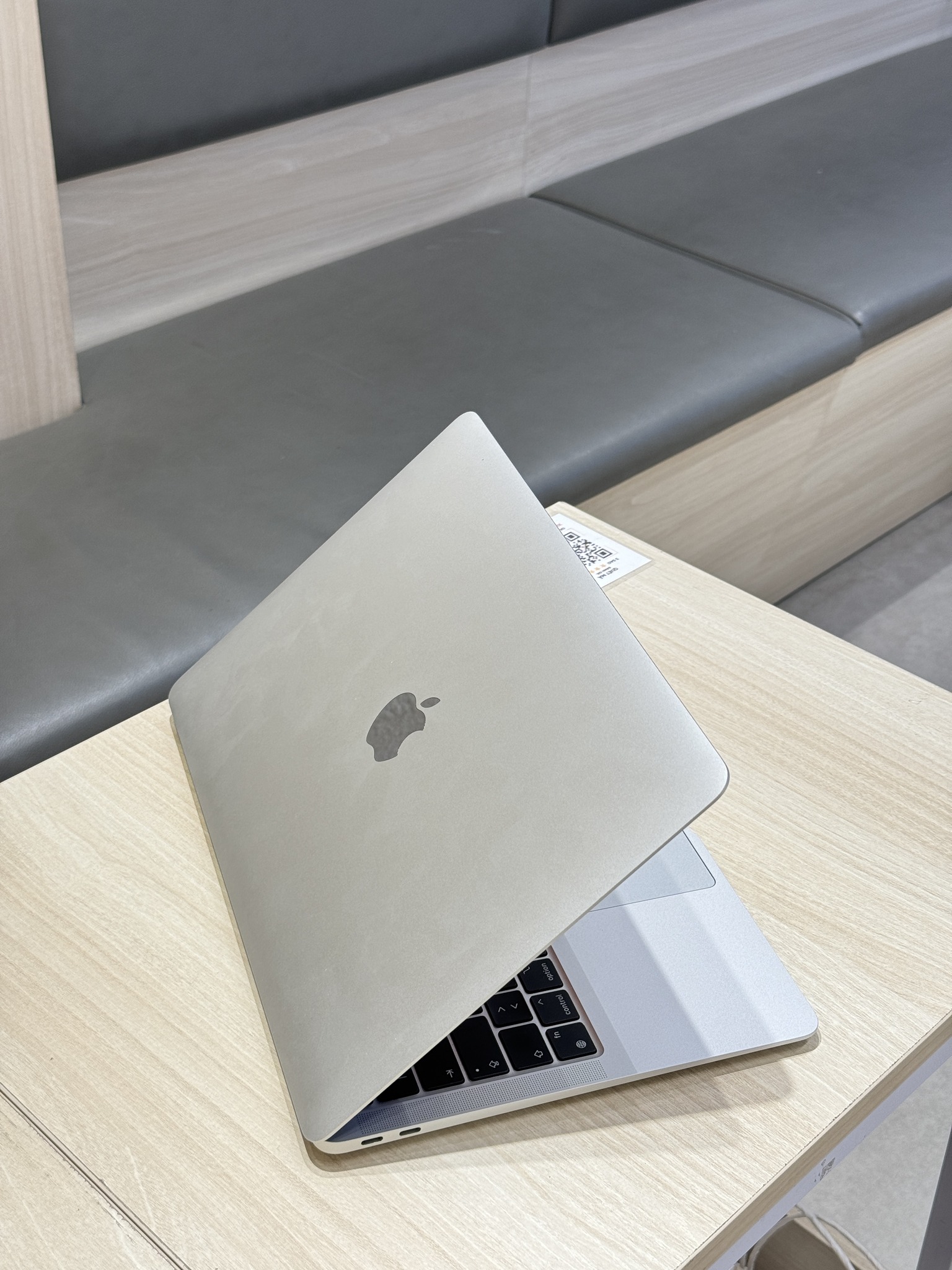 Macbook Air M1 256GB 99% | iGood Project Macbook Air M1 256GB 99% | iGood Project