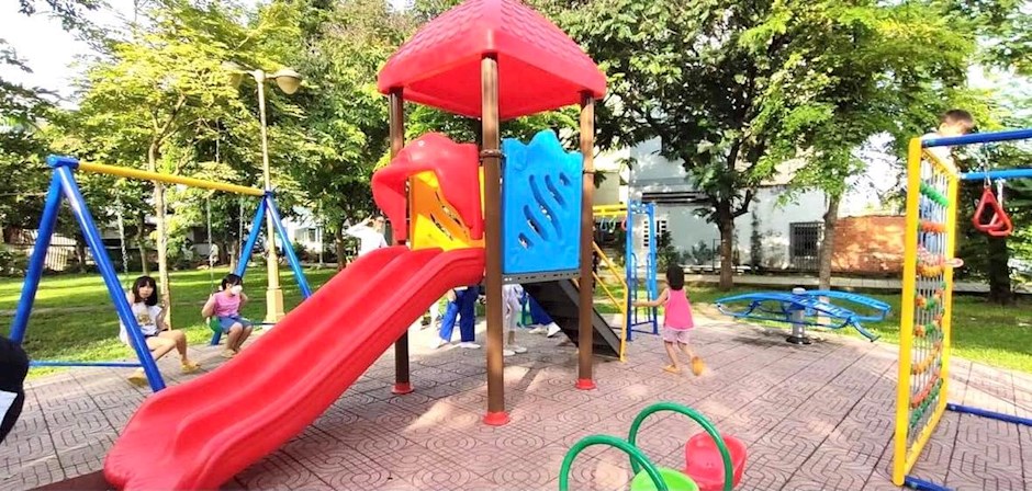 thiết bị mầm non