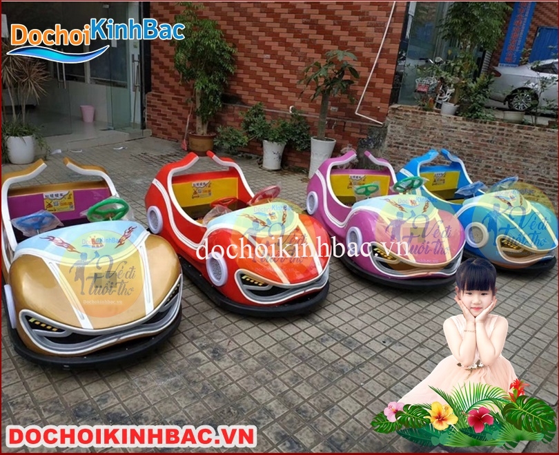 Xe điện đụng