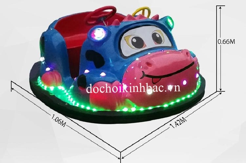 Xe điện đụng