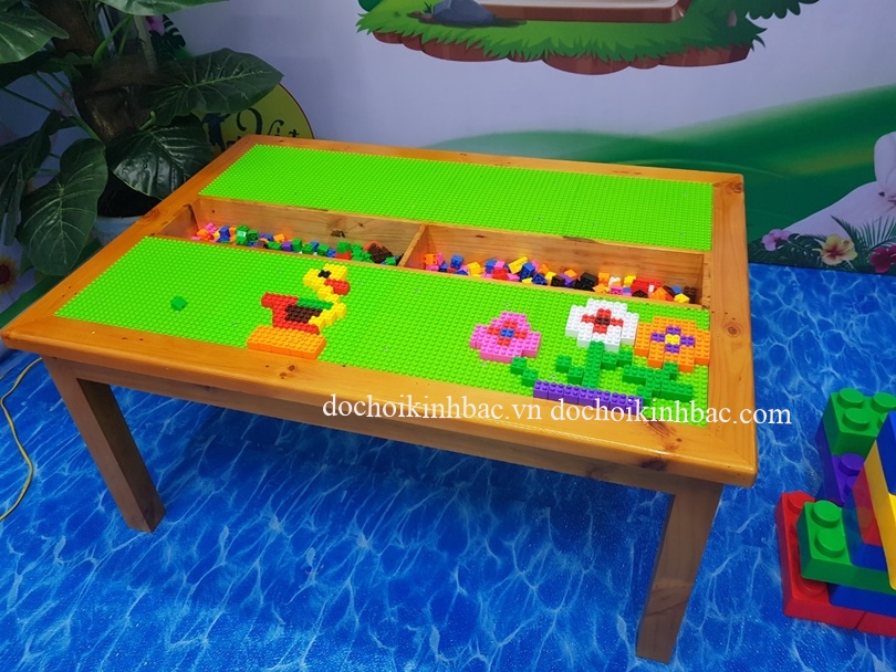 Bàn chơi lego