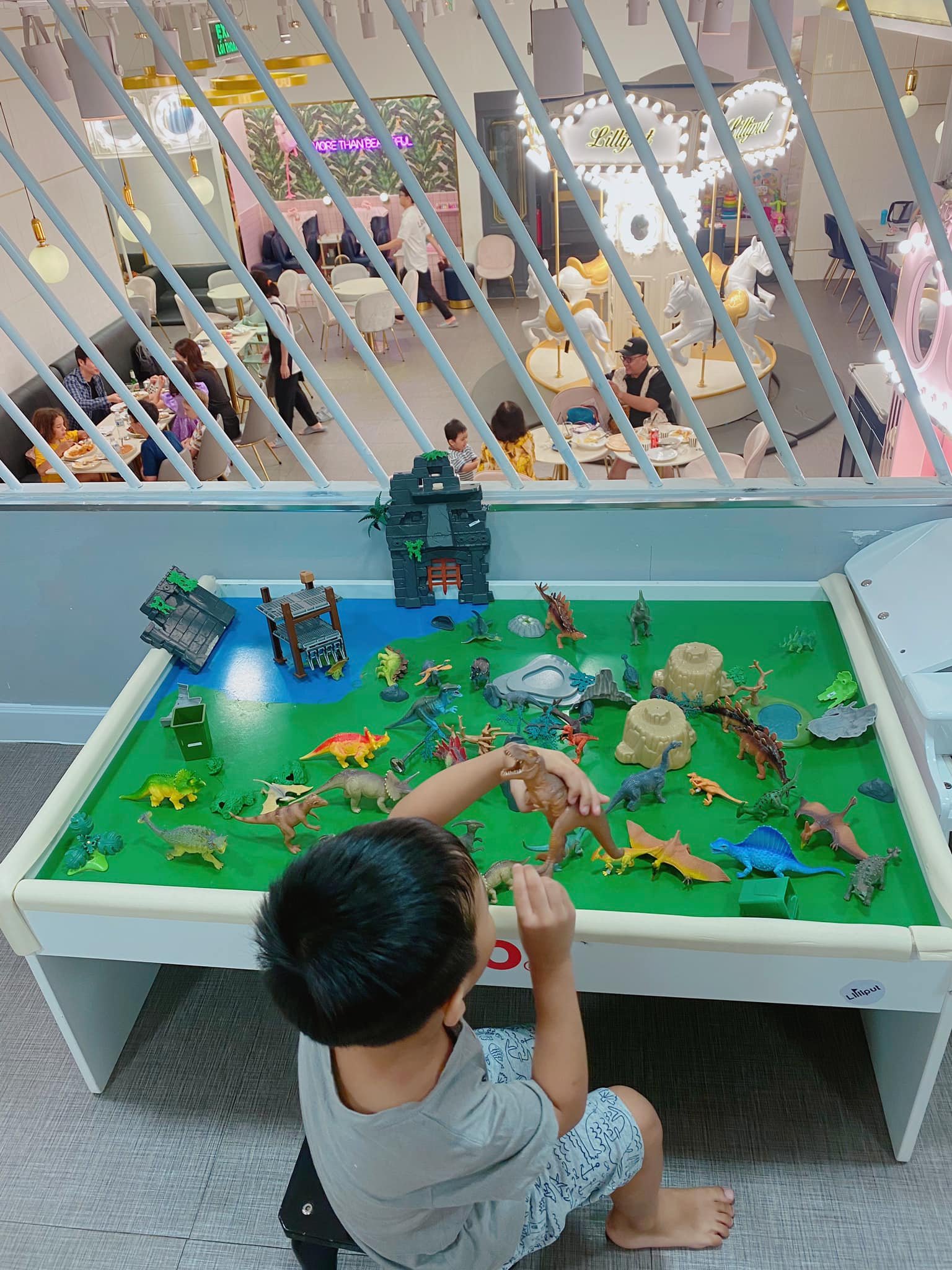 Khu vui chơi trẻ em