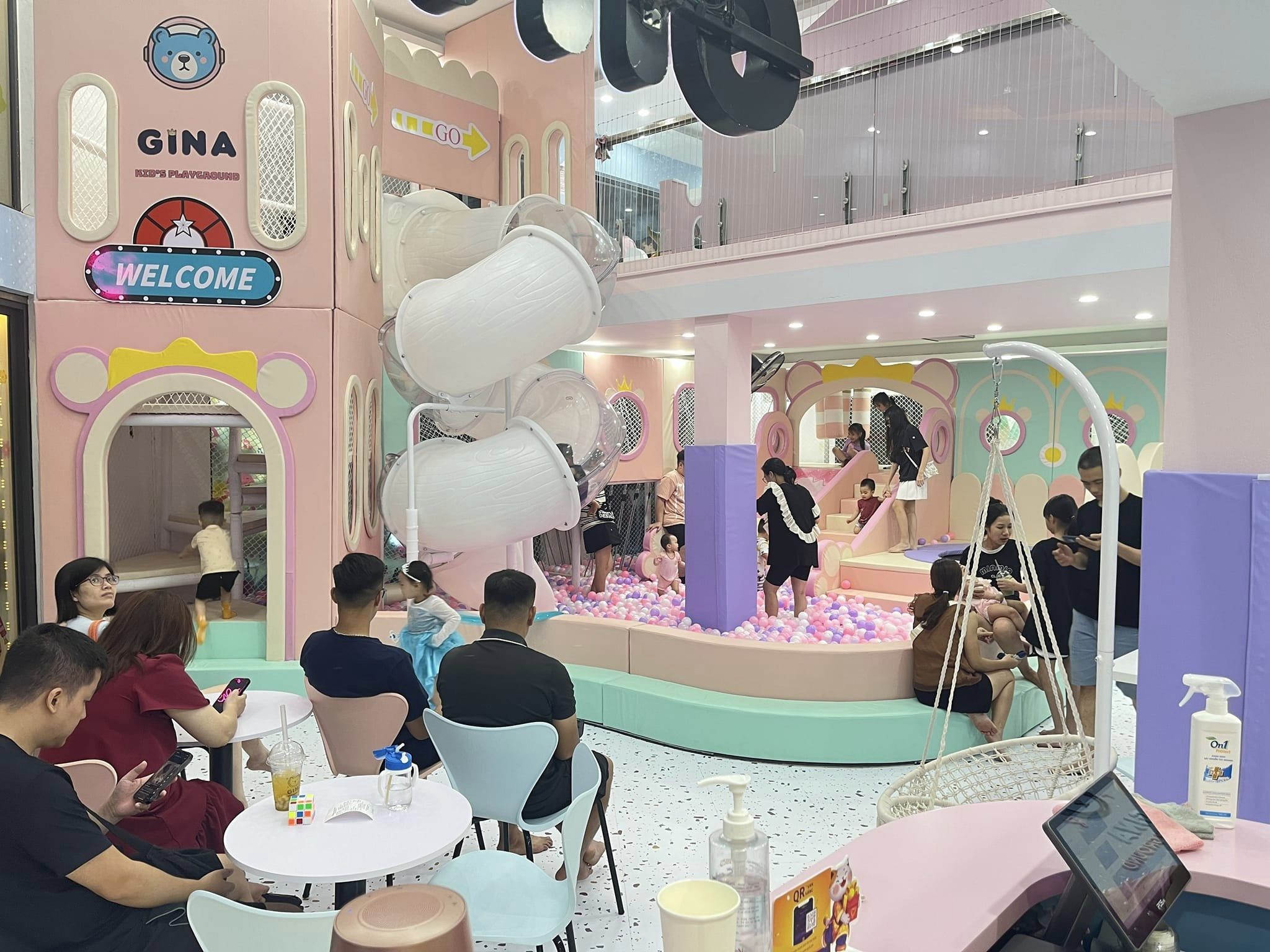 Khu vui chơi trẻ em