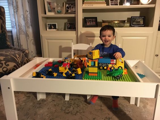 Bàn chơi lego