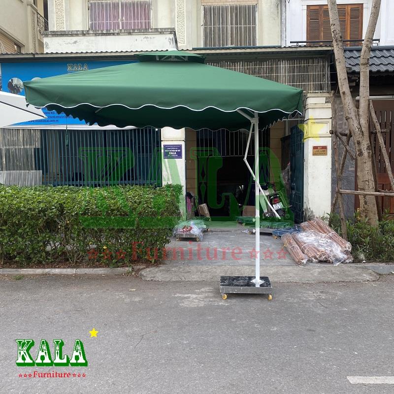 Ô dù lệch tâm vuông 2.5x2.5m màu xanh