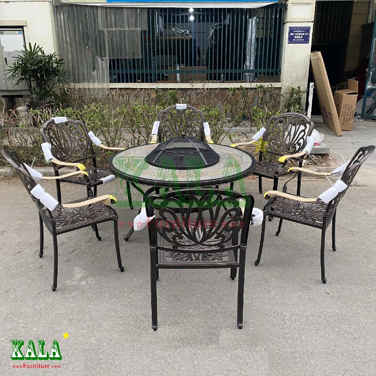 Bộ bàn ghế nhôm đúc mặt đá tròn 1m2 có tích hợp bếp nướng BGND-BBQT12HS