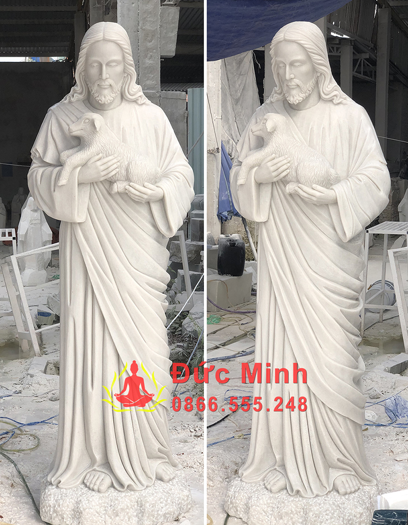 Tượng Chúa Giêsu Chăn Chiên Đá Tự Nhiên Đứng Ôm Chiên