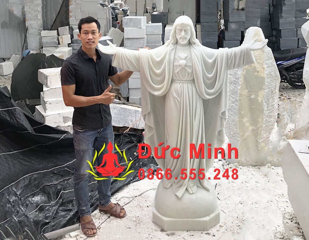 Bước 3: Chạm trổ và hoàn thiện chi tiết