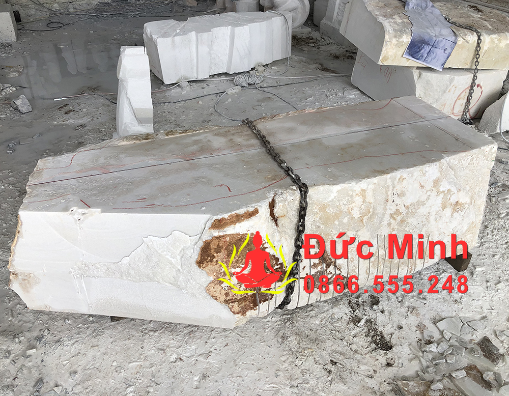 Bước 1: Tuyển chọn nguyên liệu đá