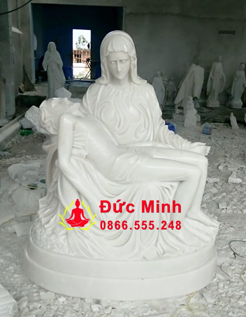 Tượng Đức Mẹ Sầu Bi Đá Non Nước Trắng Đẹp